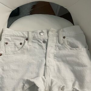 Levi’s 501 white jean shorts